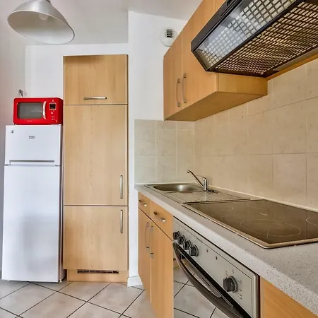 °apartment With Balcony & Parking°