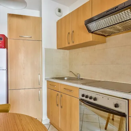 °apartment With Balcony & Parking°